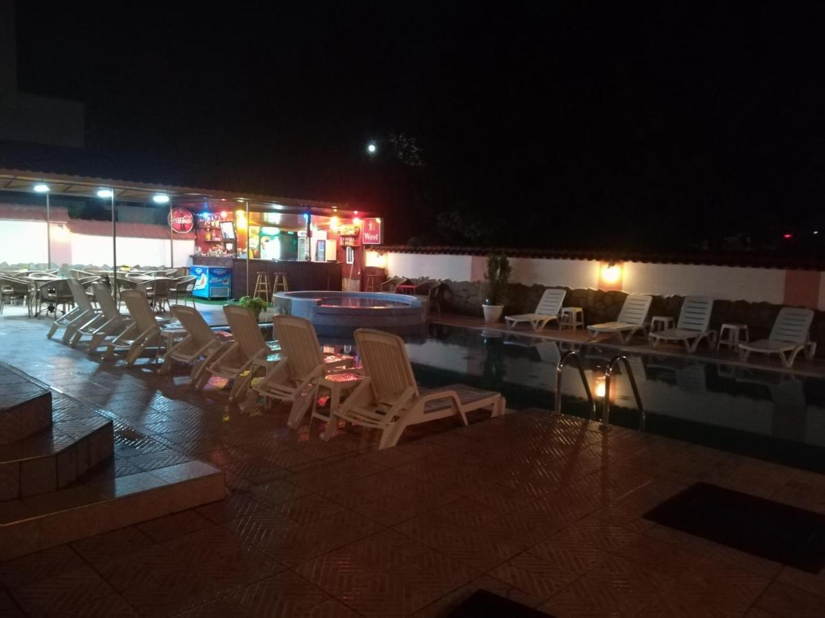 סאני ביץ' Hotel St. Anthony מראה חיצוני תמונה
